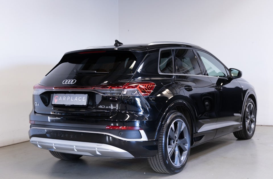 Audi Q4 e-tron 40 S-line 5d