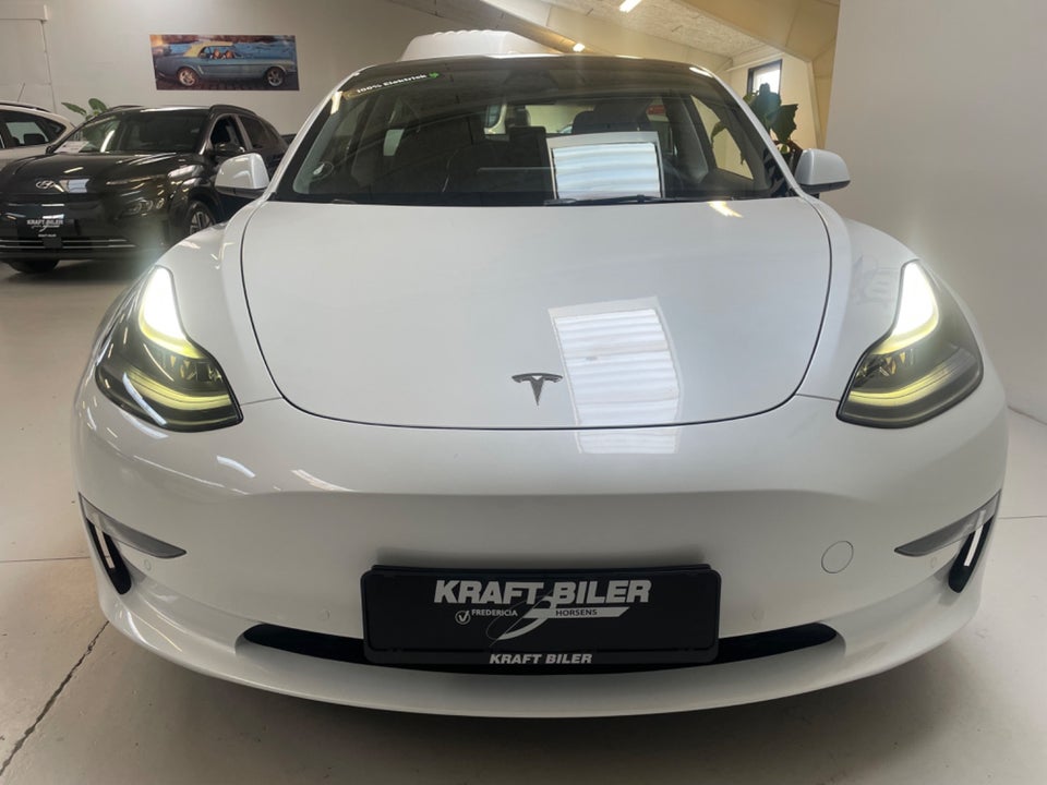 Tesla Model 3 Long Range AWD 4d