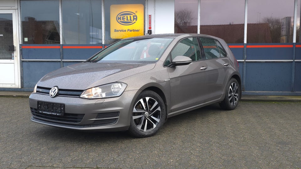 VW Golf VII 1,6 TDi 110 BlueMotion 5d