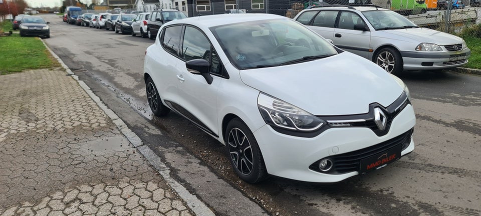 Renault Clio IV 1,5 dCi 75 Expression 5d