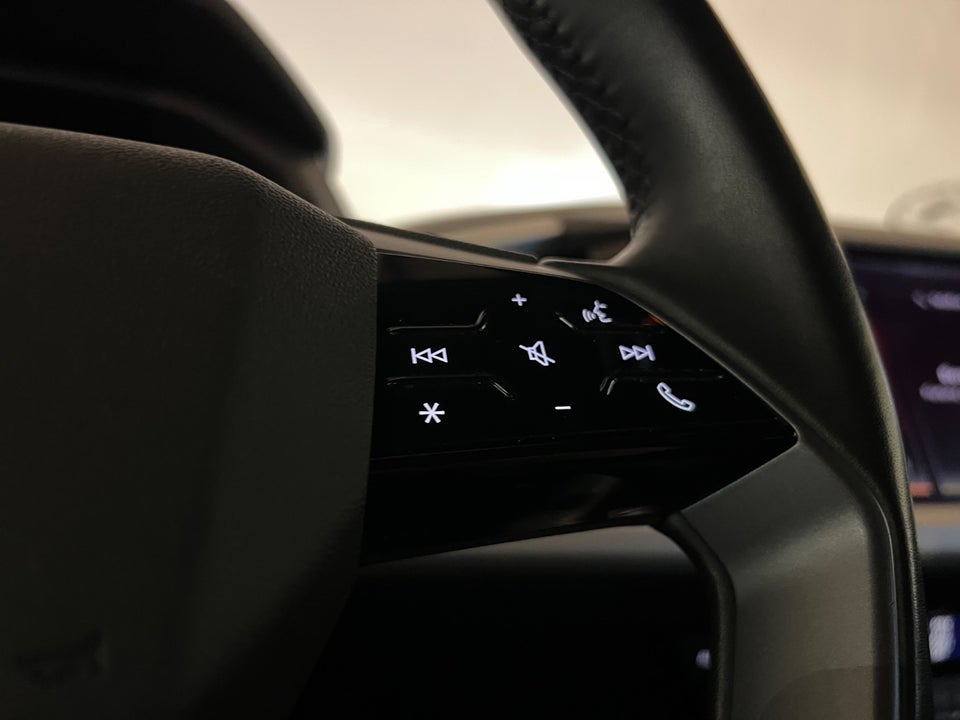 Audi Q4 e-tron 40  5d