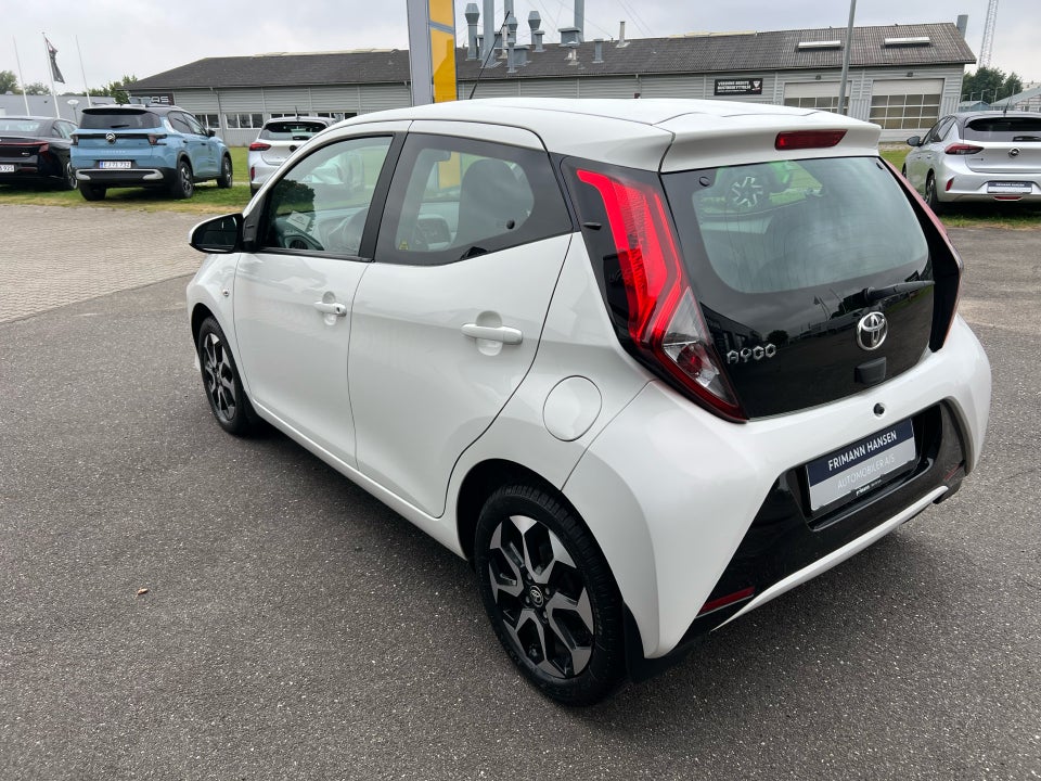 Toyota Aygo 1,0 VVT-i x-plore 5d