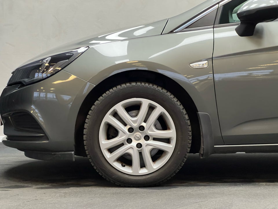 Opel Astra 1,6 CDTi 136 Enjoy Sports Tourer 5d