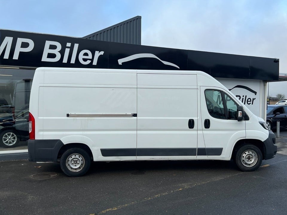 Peugeot Boxer 335 2,0 BlueHDi 130 L2H2