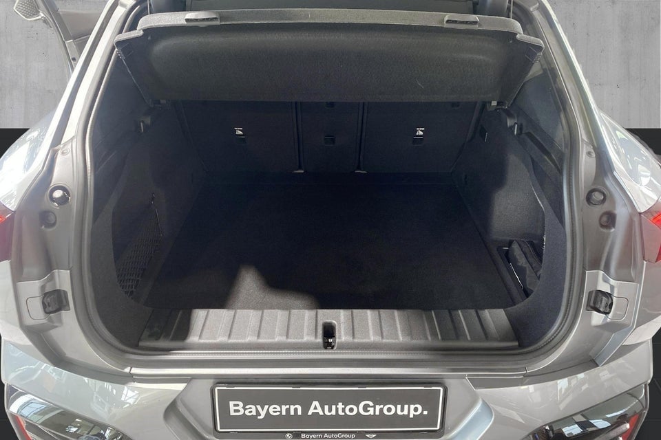 BMW iX2 eDrive20 M-Sport 5d