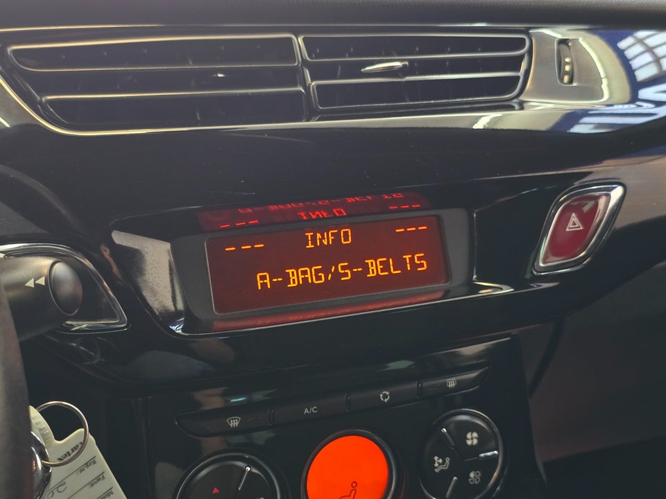 Citroën DS3 1,6 e-HDi 90 Style 3d