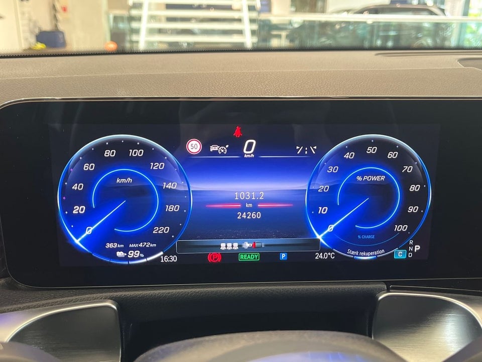 Mercedes EQB300 4Matic 5d