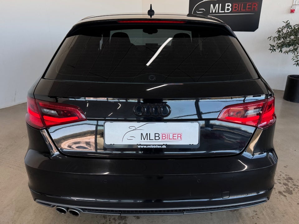 Audi A3 2,0 TDi 150 S-line Sportback S-tr. 5d