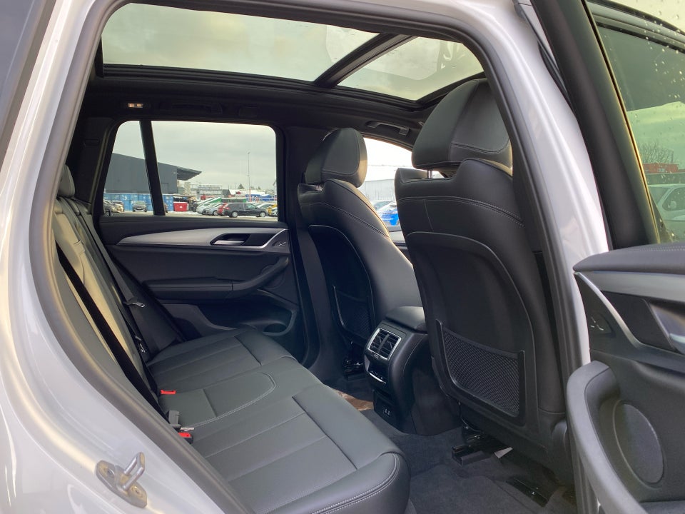 BMW iX3 Charged M-Sport 5d