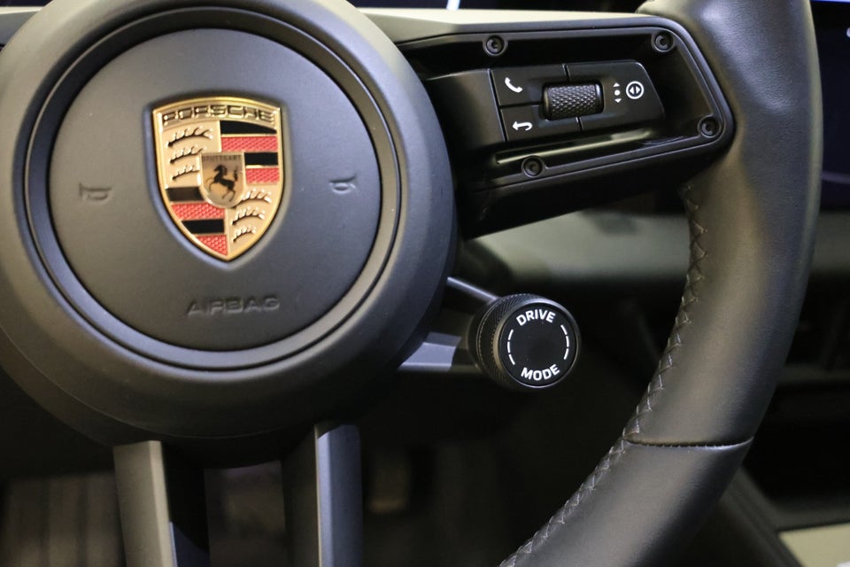 Porsche Macan 4 5d