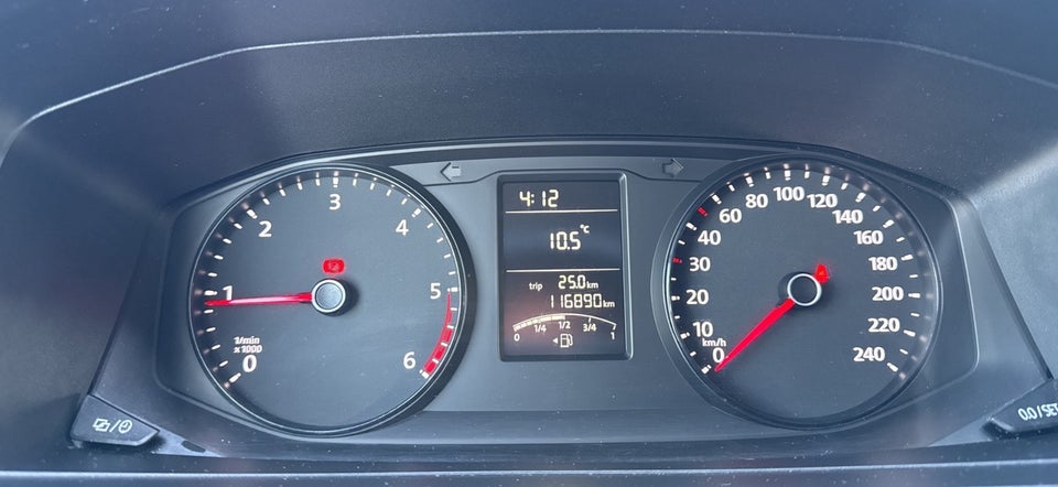 VW Transporter 2,0 TDi 114 Kassevogn kort BMT