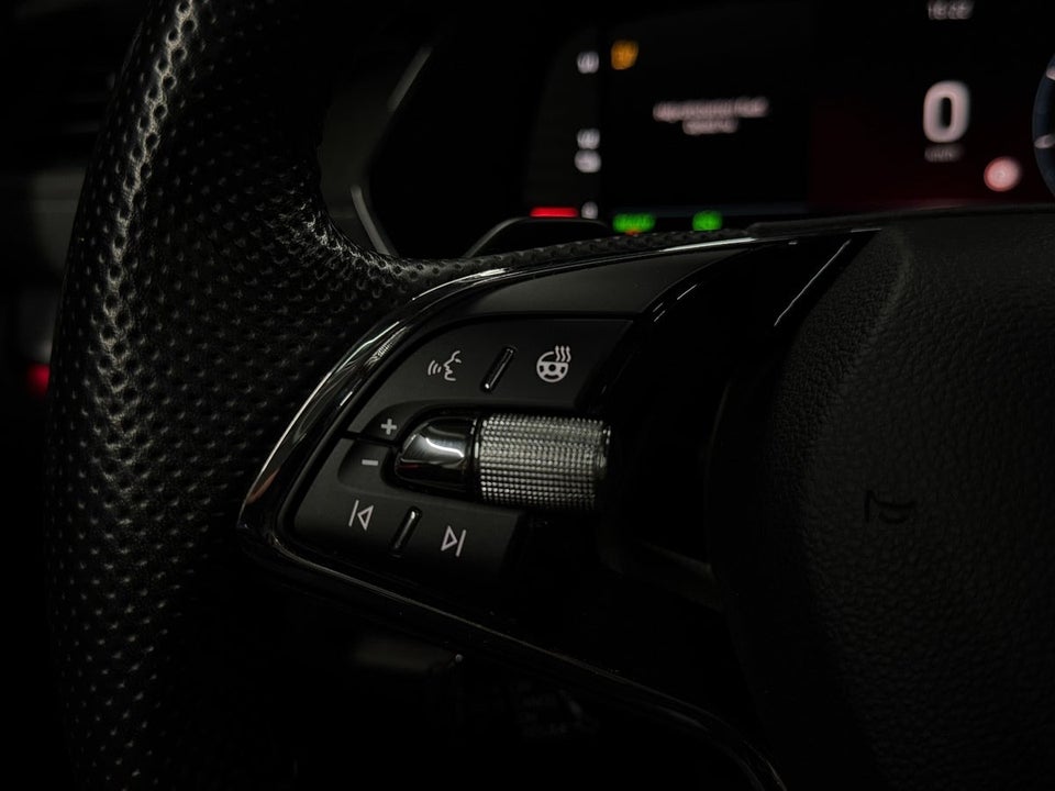 Skoda Octavia 1,4 TSi iV Sportline Combi DSG 5d