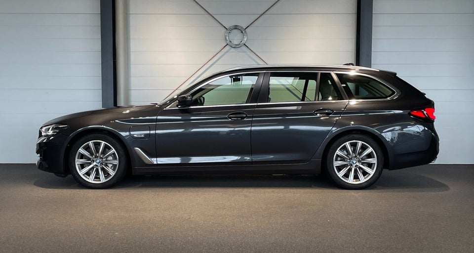 BMW 530e 2,0 Touring Sport Line aut. 5d