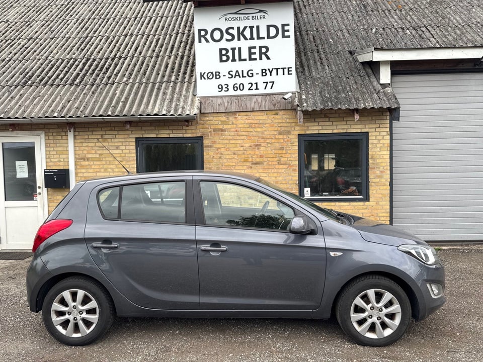 Hyundai i20 1,25 Classic XTR 5d