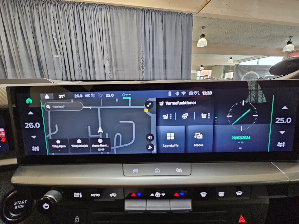 Opel Grandland-e 73 GS Sky 5d