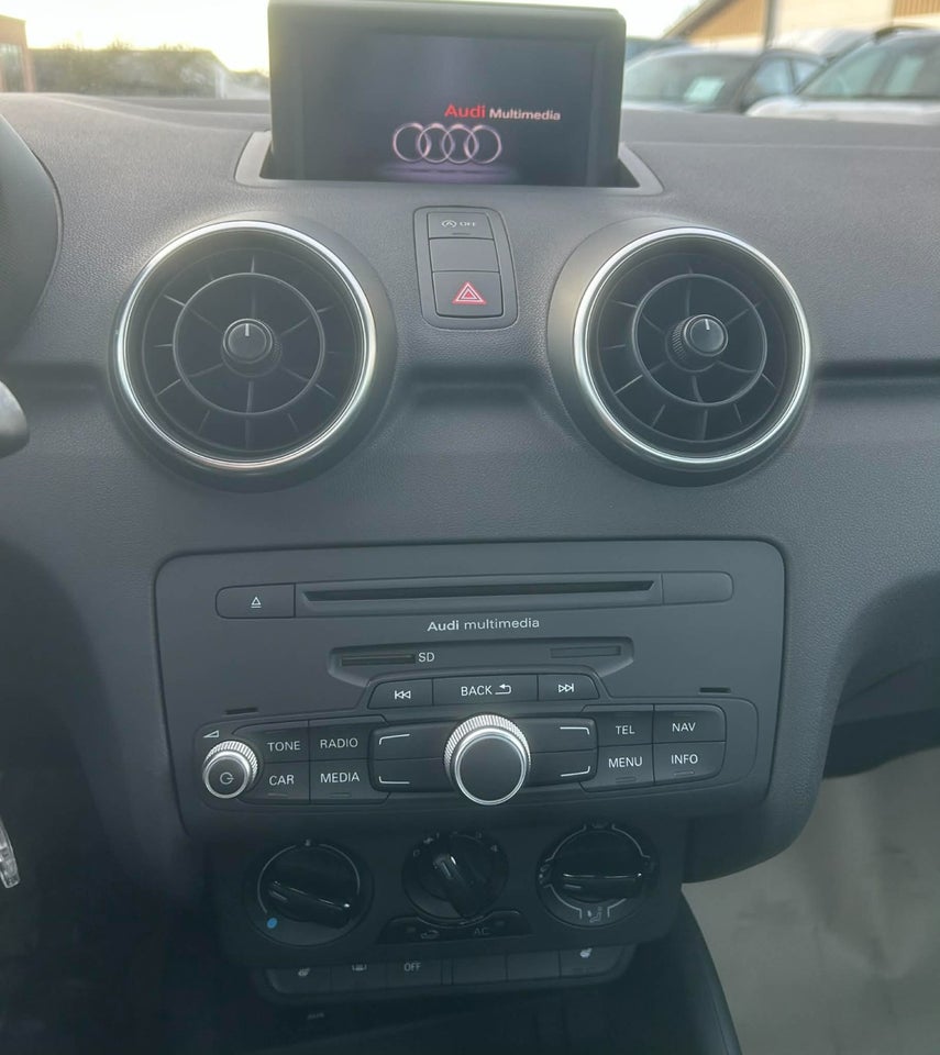 Audi A1 1,4 TFSi 122 Ambition 3d