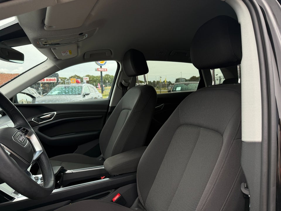 Audi e-tron 50 quattro 5d