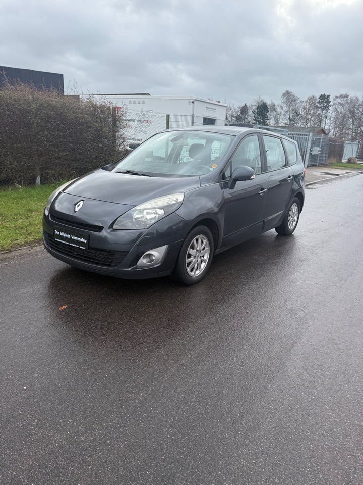 Renault Grand Scenic III 1,5 dCi 110 Expression 7prs 5d