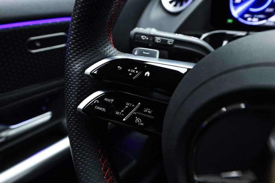 Mercedes EQA350 AMG Line 4Matic 5d