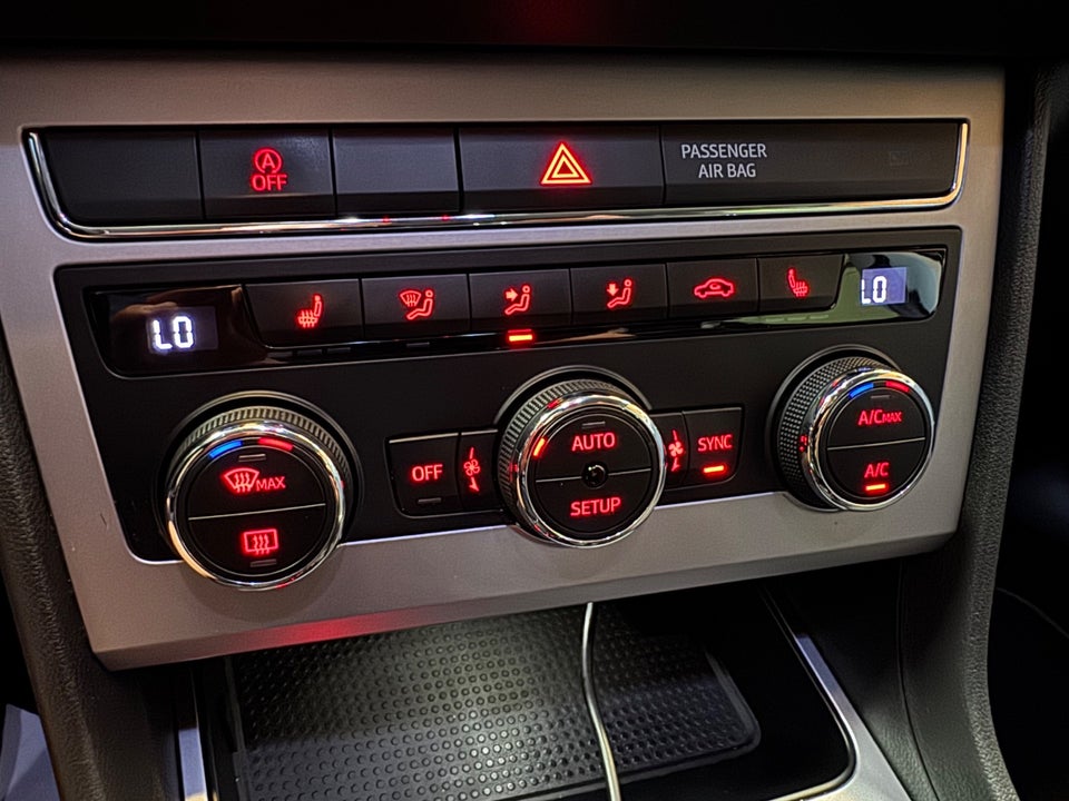 Seat Leon 2,0 TDi 150 Xcellence ST DSG 5d