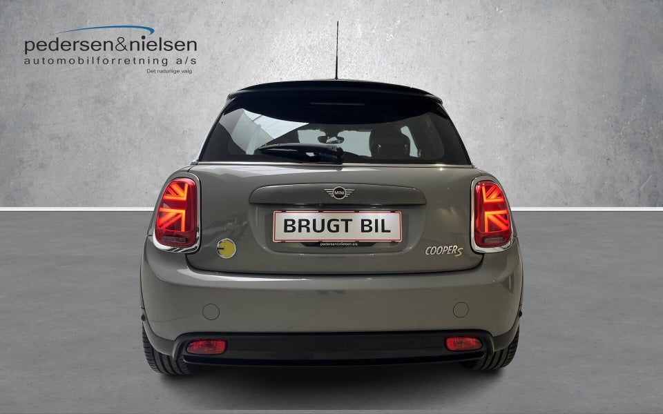 MINI Cooper SE Trim L 3d