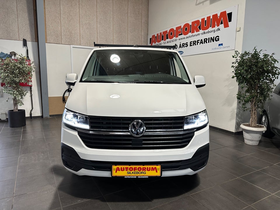 VW Transporter 2,0 TDi 150 Kassevogn DSG lang