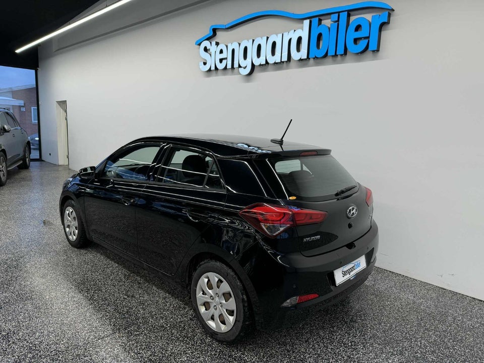 Hyundai i20 1,25 Trend 5d