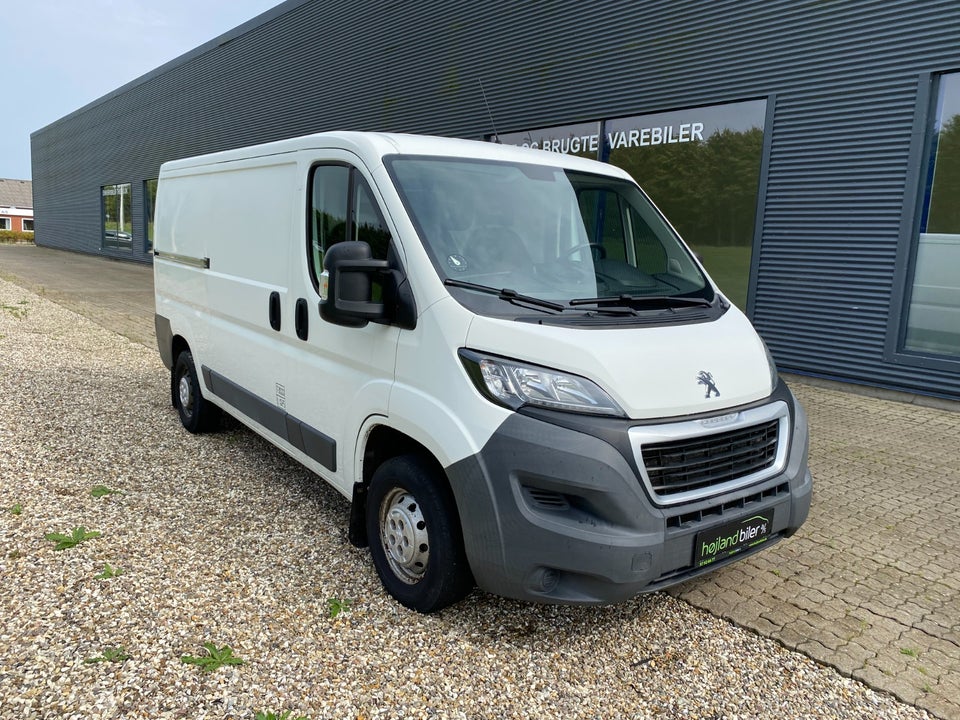 Peugeot Boxer 330 2,2 HDi 130 Kassevogn L2H1