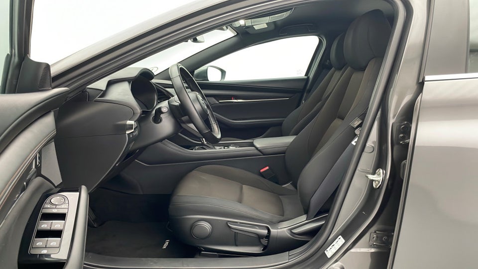 Mazda 3 2,0 e-SkyActiv-G 150 Sky aut. 5d