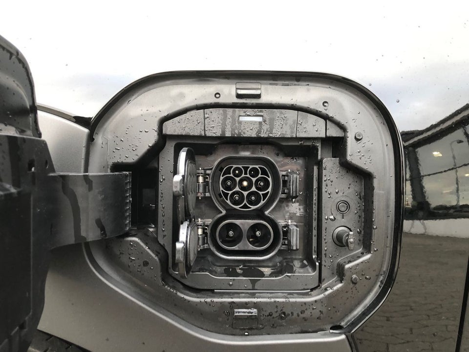 Toyota bZ4X Executive 5d