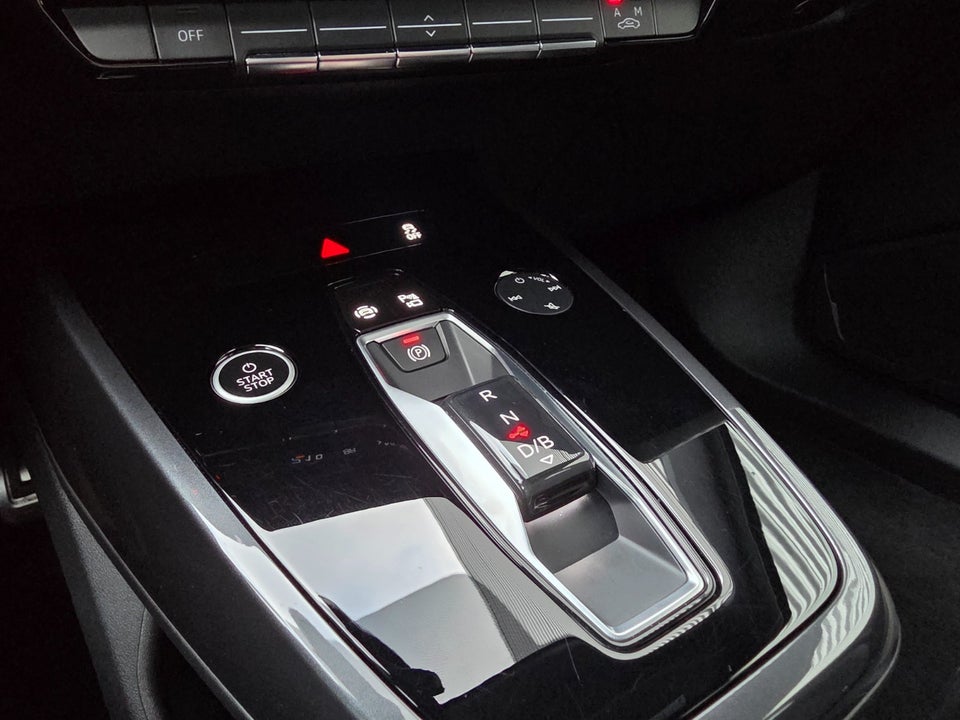 Audi Q4 e-tron 40 S-line 5d