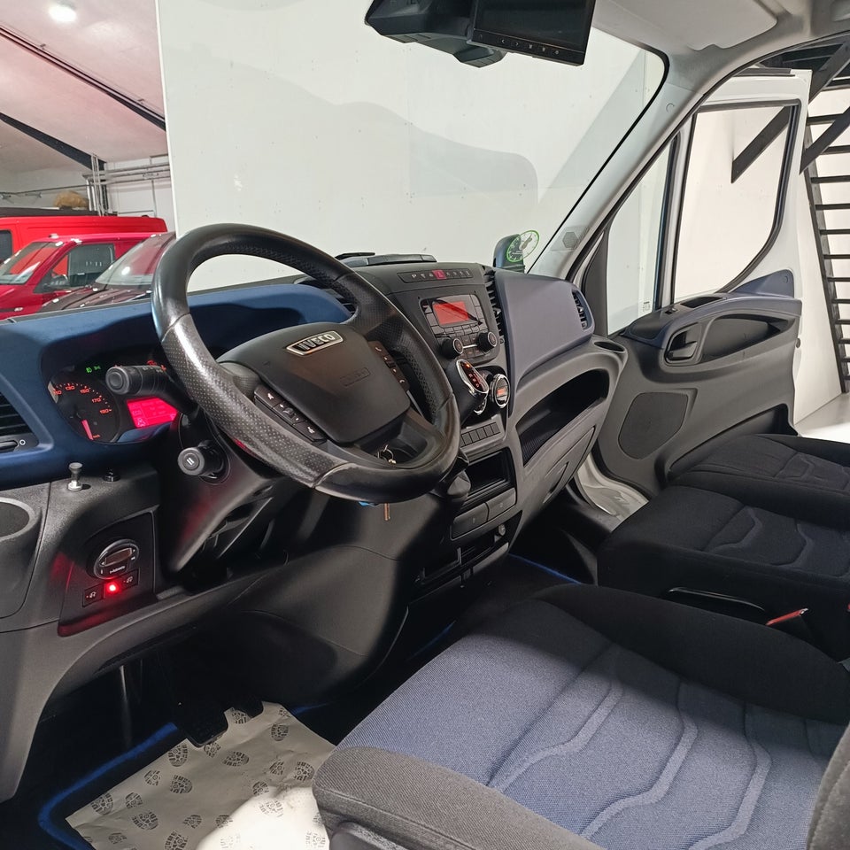 Iveco Daily 2,3 35S16 Alukasse m/lift AG8 2d