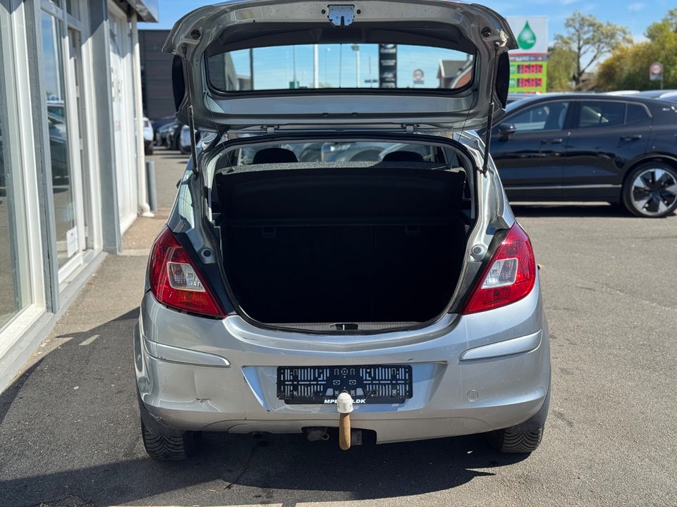 Opel Corsa 1,0 12V Enjoy 5d