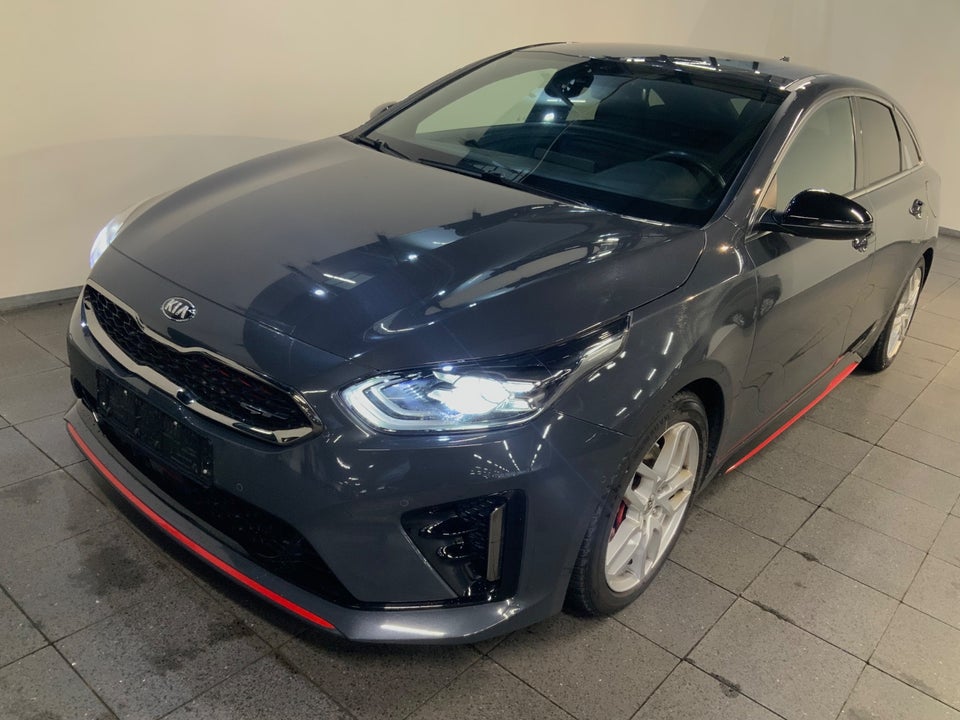 Kia ProCeed 1,6 T-GDi GT DCT 5d