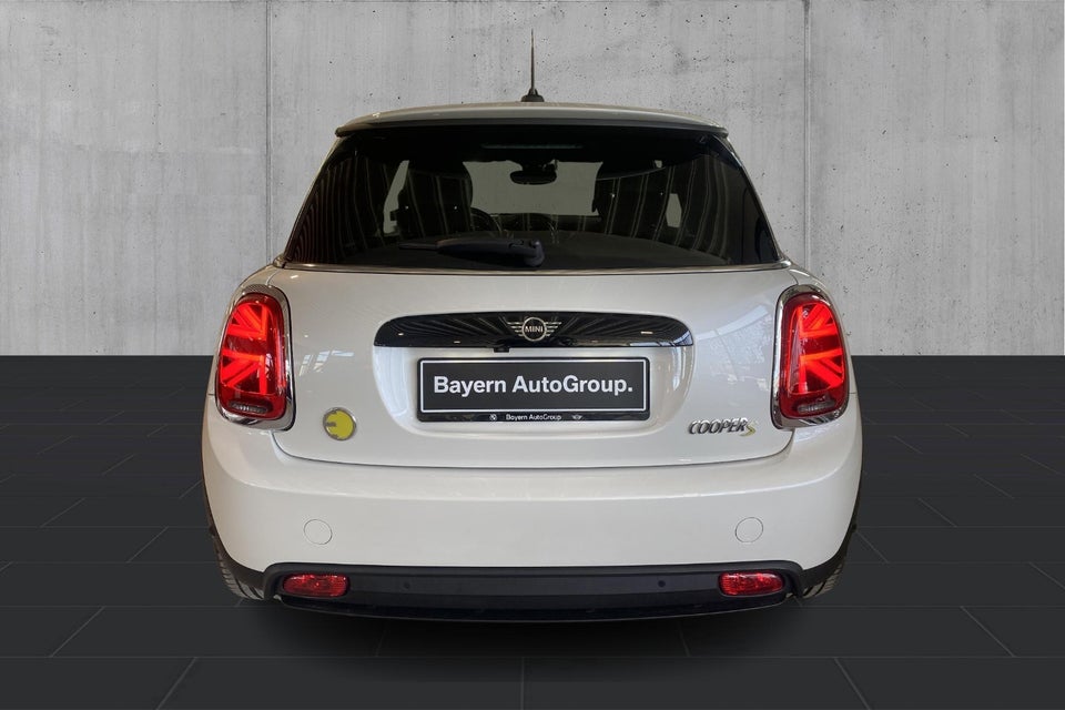 MINI Cooper SE Maximise 3d