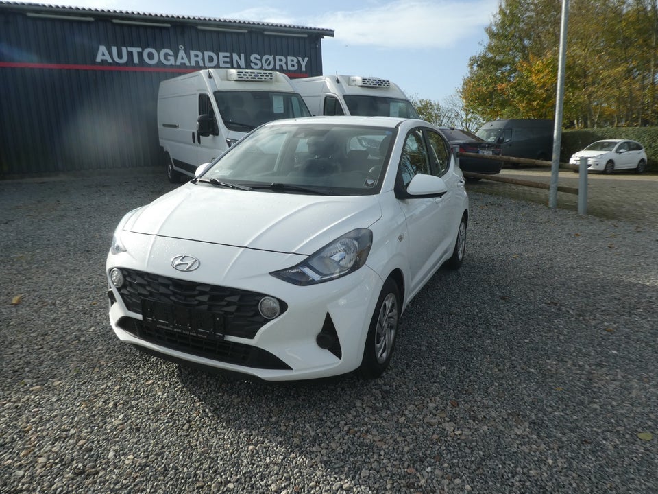 Hyundai i10 1,0 MPi Essential 5d
