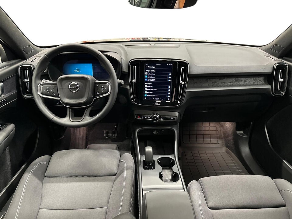 Volvo EX40 Extended Range Plus 5d