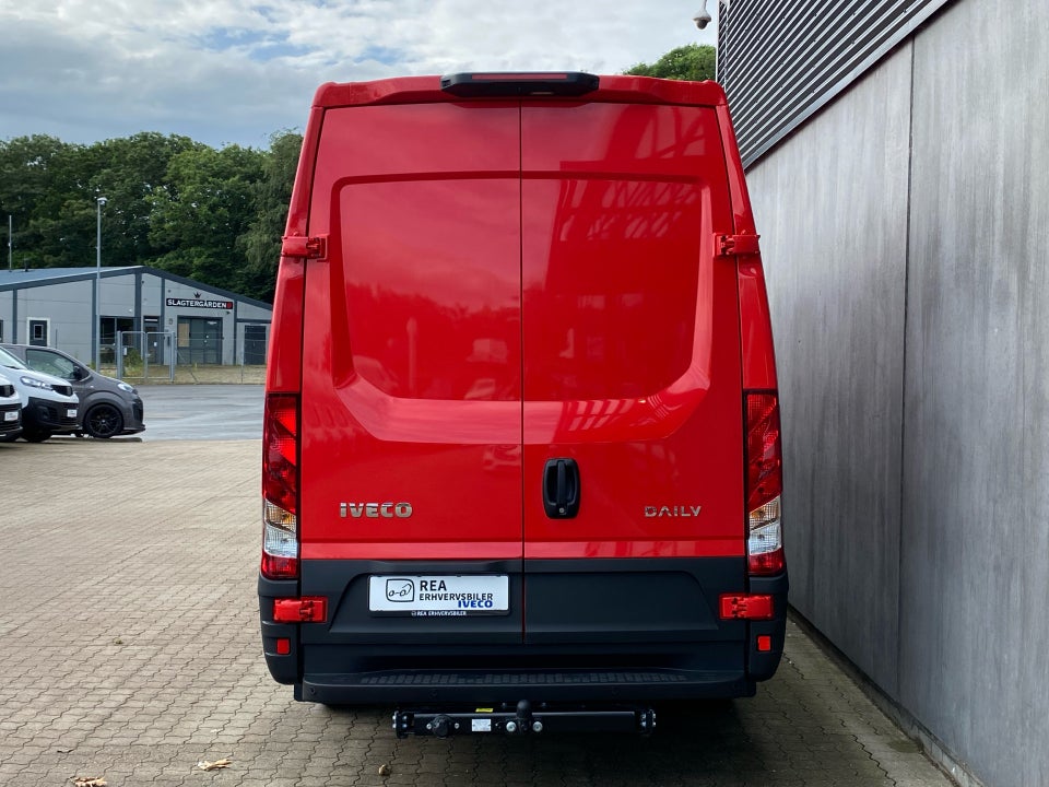 Iveco Daily 3,0 35S18 12m³ Van AG8