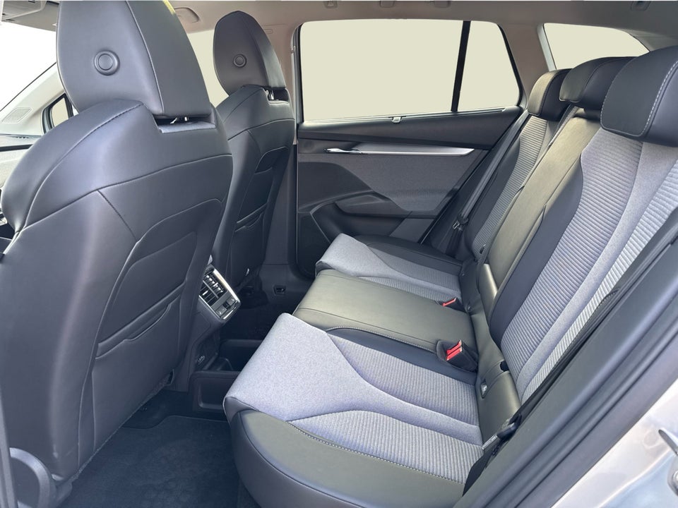 Skoda Enyaq 85 iV Advanced 5d