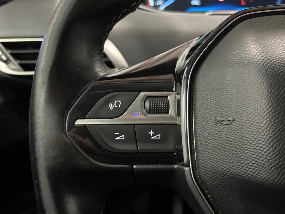 Peugeot 3008 1,6 BlueHDi 120 Allure 5d
