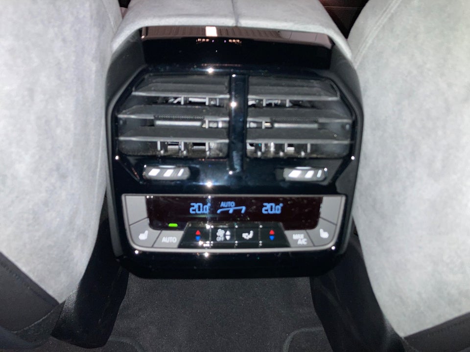 BMW iX xDrive45 M-Sport 5d