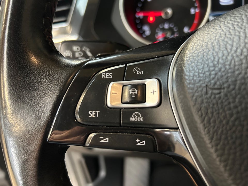 VW Tiguan 2,0 TDi 150 Comfortline DSG 5d