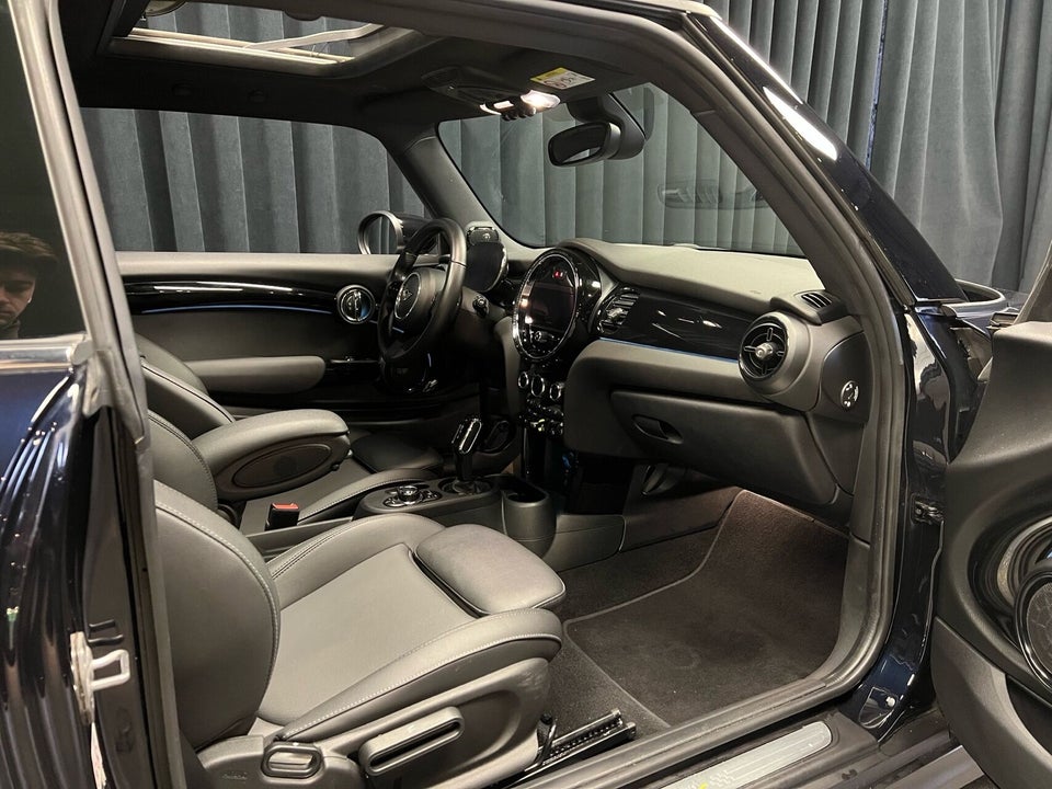 MINI Cooper SE Edition Premium Plus 3d