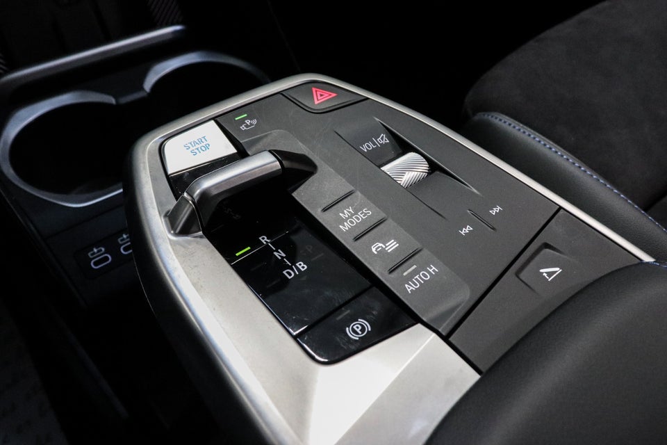 BMW iX1 eDrive20 Fully Charged M-Sport 5d