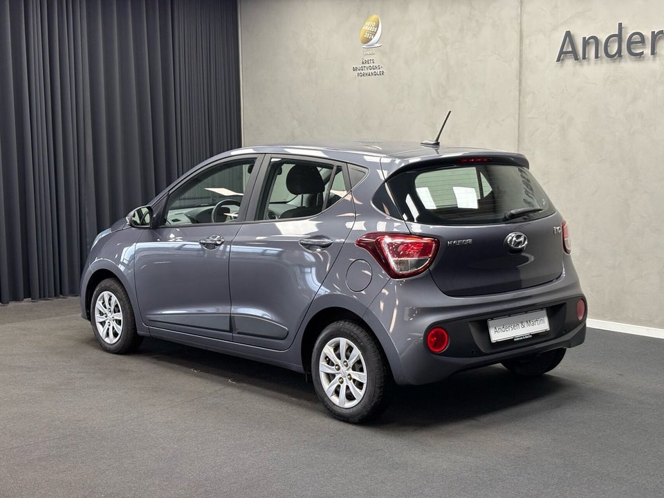Hyundai i10 1,0 Premium 5d