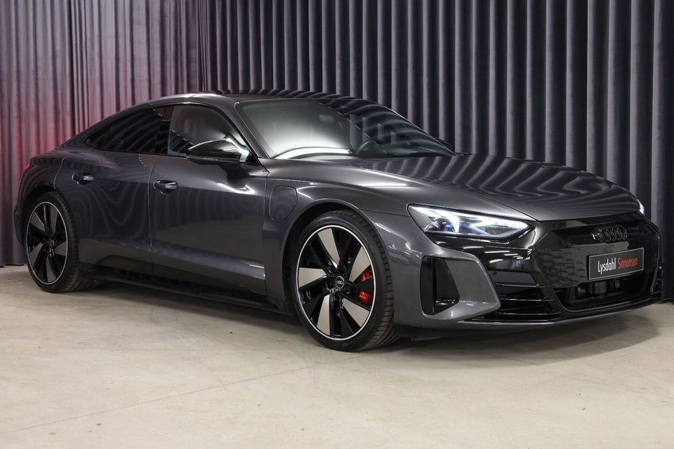 Audi e-tron GT quattro 4d