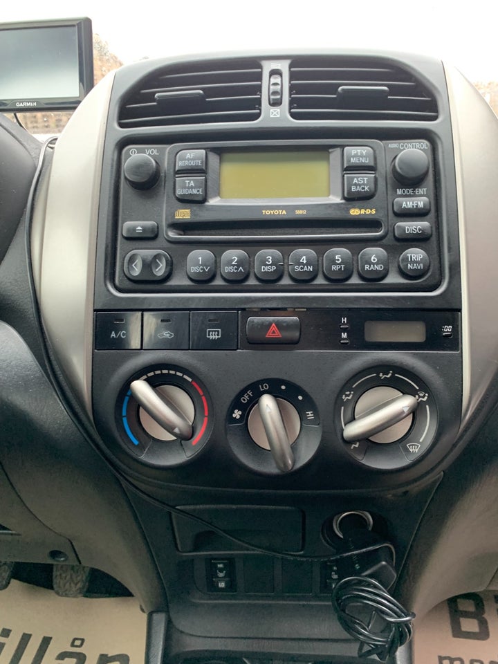 Toyota RAV4 2,0 VVT-i Wave 4x4 Van 5d