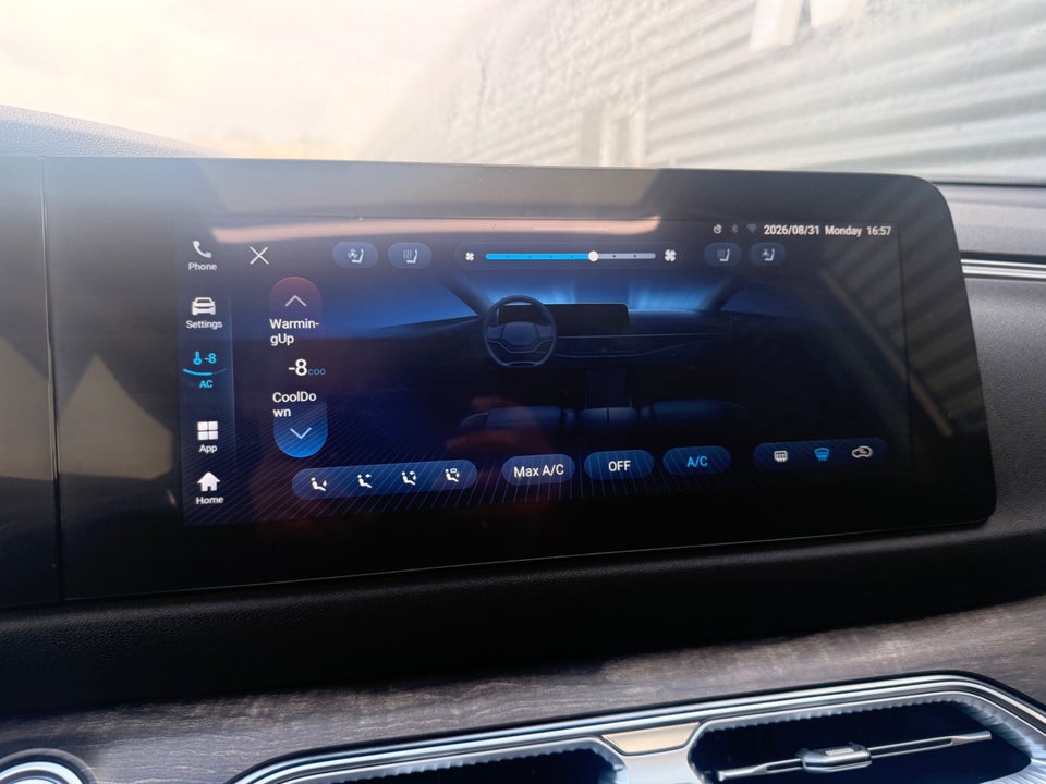 Navor E5 1,5 PHEV Rock 5d