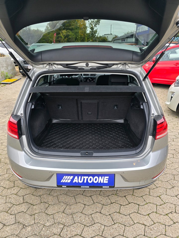 VW Golf VII 1,5 TSi 130 Comfortline DSG 5d
