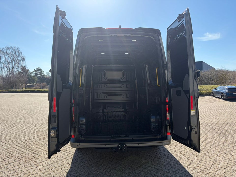 MAN TGE 2,0 3.180 Individual Lion S L3H3 aut. FWD